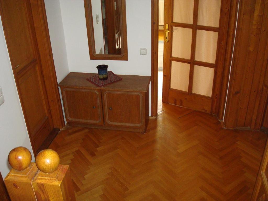 Vincze Vendeghaz Apartment เอ็กเกอร์ ห้อง รูปภาพ